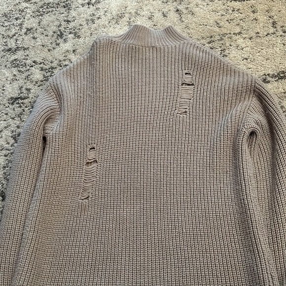 Distressed Turtleneck Sweater - Picture 5 of 6